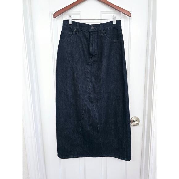 Uniqlo Women's Jean Skirt Dark Wash 100% Cotton High Rise Long Straight Cut 28" - Picture 1 of 6